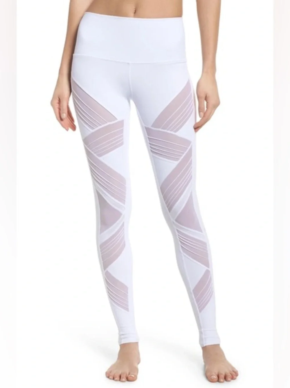 NWT ALO Ultimate High-Waist Legging White Size M